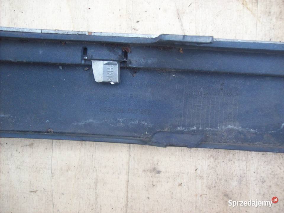 Passat B5 FL Listwa zderzaka prawa lewa Mińsk Mazowiecki