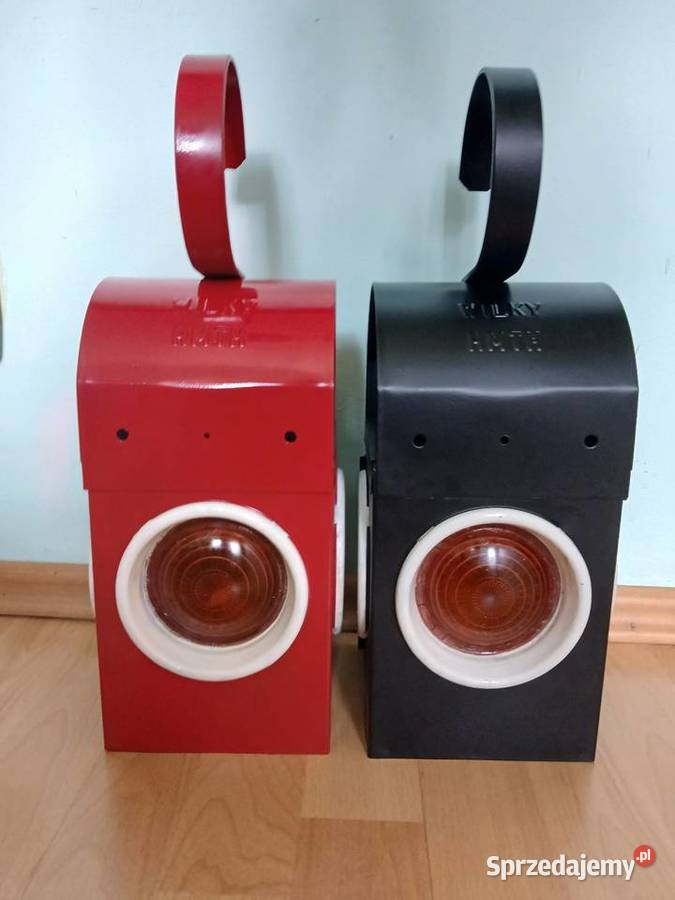 Stara lampa kolejowa na nafte Kraków