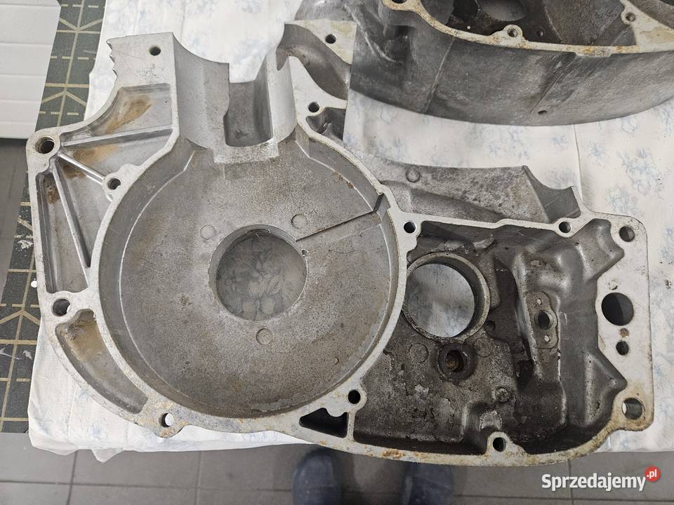Nowe kartery Jawa CZ 250 353 obudowa silnika Rzerzęczyce sprzedam