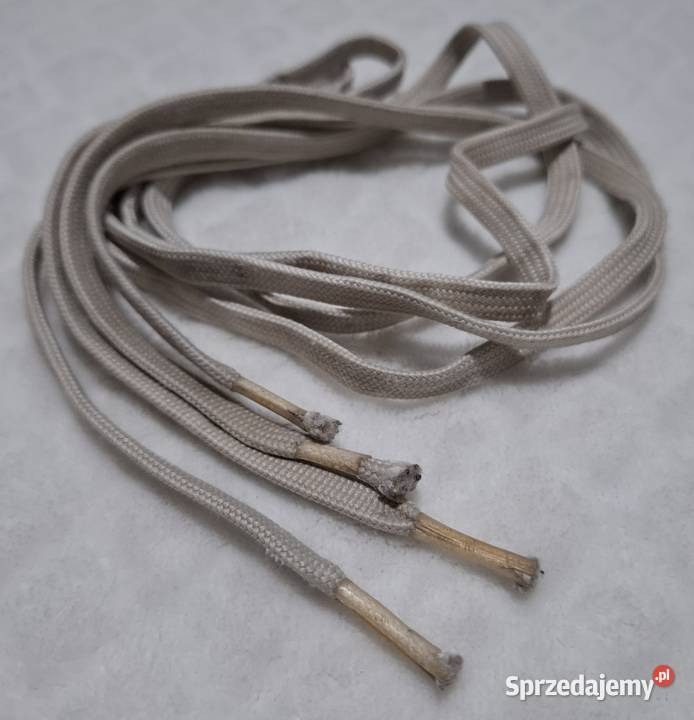 Sznurówki 110 płaskie 8mm białe podniszczone Czeladź