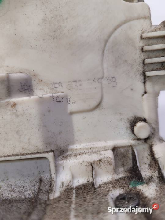 ZAMEK DRZWI PRAWY TYŁ AUDI A4 B6 B7 8E0839016AB Przystajń sprzedam
