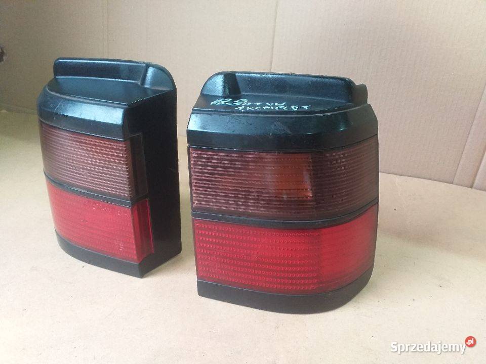32G Lampa tył tylna prawa VW Passat B3 kombi Części samochodowe Włoszczowa sprzedam