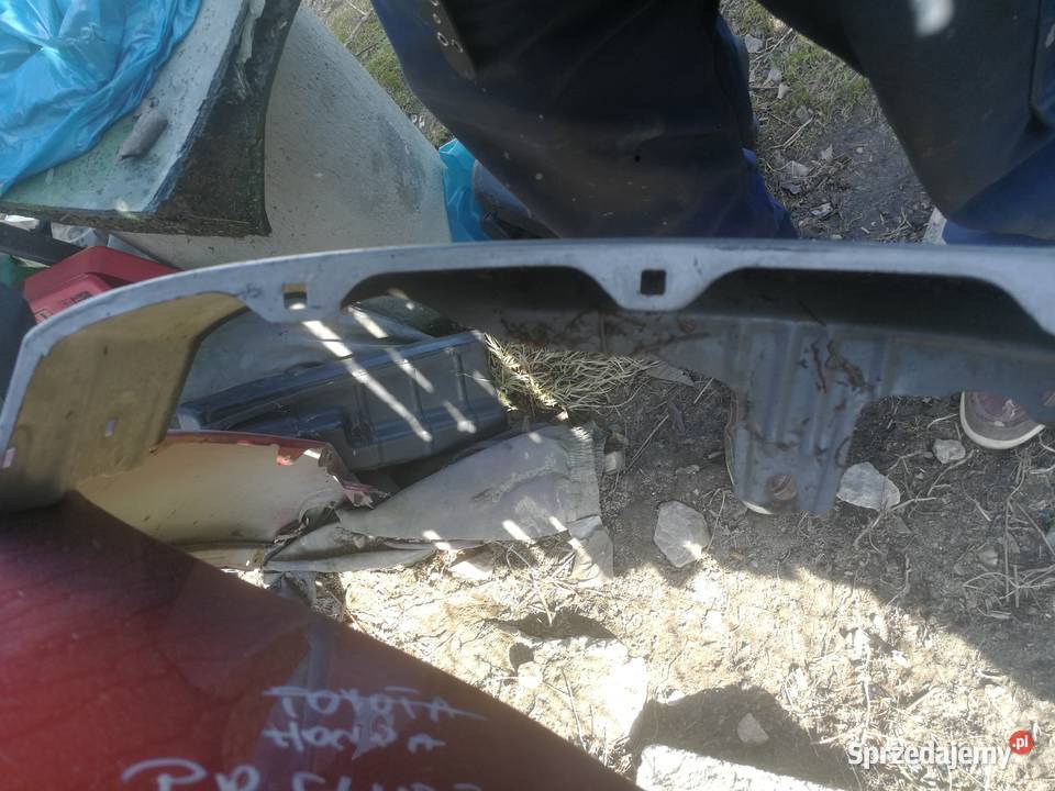 TOYOTA Auris 2007 błotnik prawy świętokrzyskie Górno