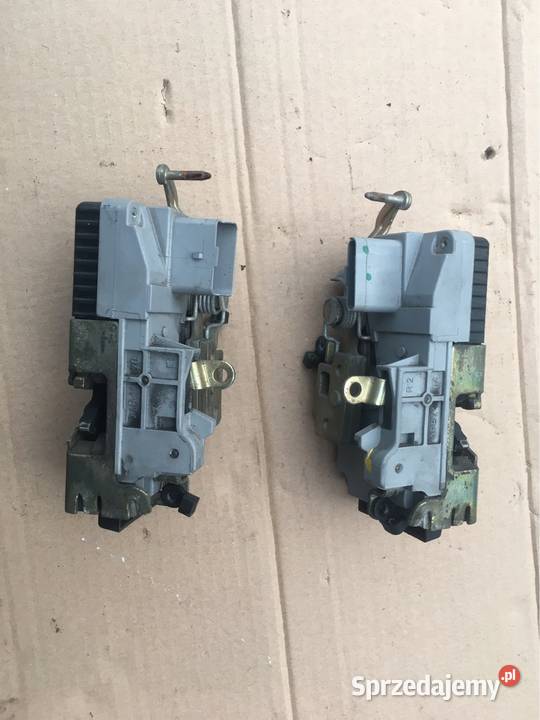 Zamek drzwi lewy prawy peugeot 807 Pozostałe pomorskie Chojnice