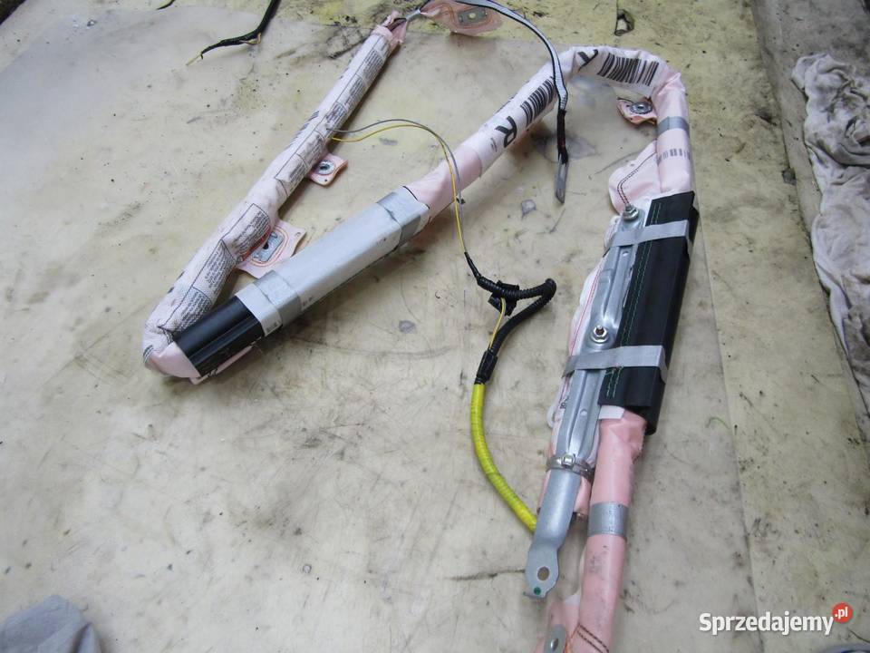 KURTYNA BOCZNA PRAWA ORGINAŁ SUZUKI SX4 SCROSS osobowe Osłony i zaślepki