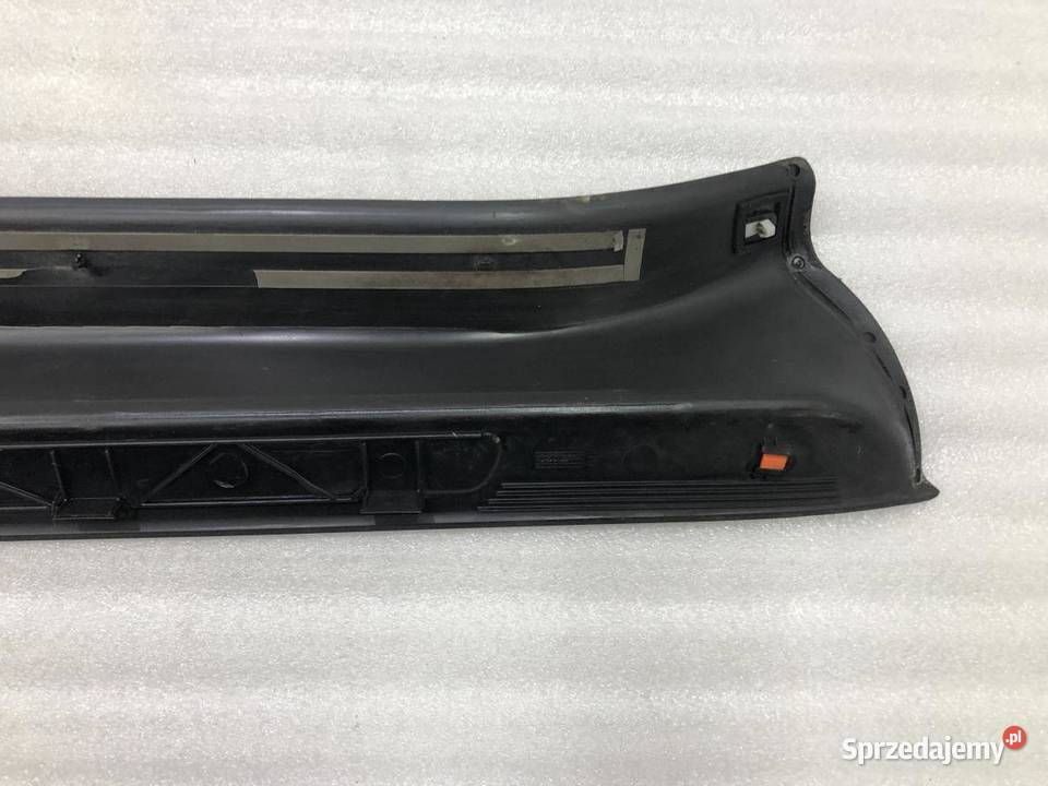 LISTWA PROGOWA PRAWA AUDI TT 8J 8J0853492G osobowe wielkopolskie
