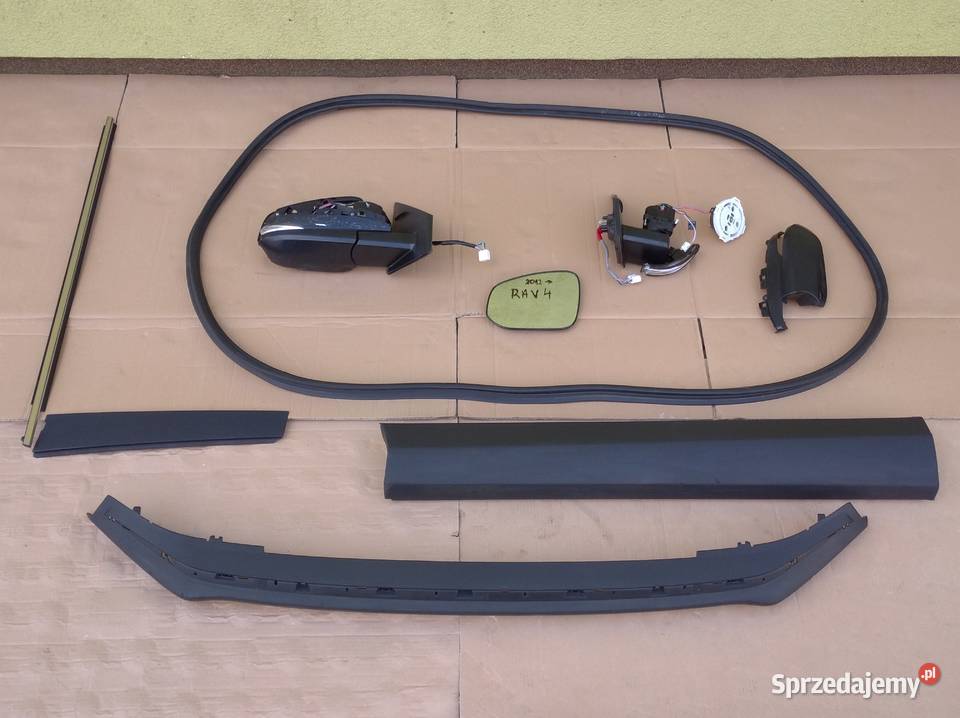Toyota Rav 4 VI wiązka instalacja lampy tylnej lampy tylne Jarocin
