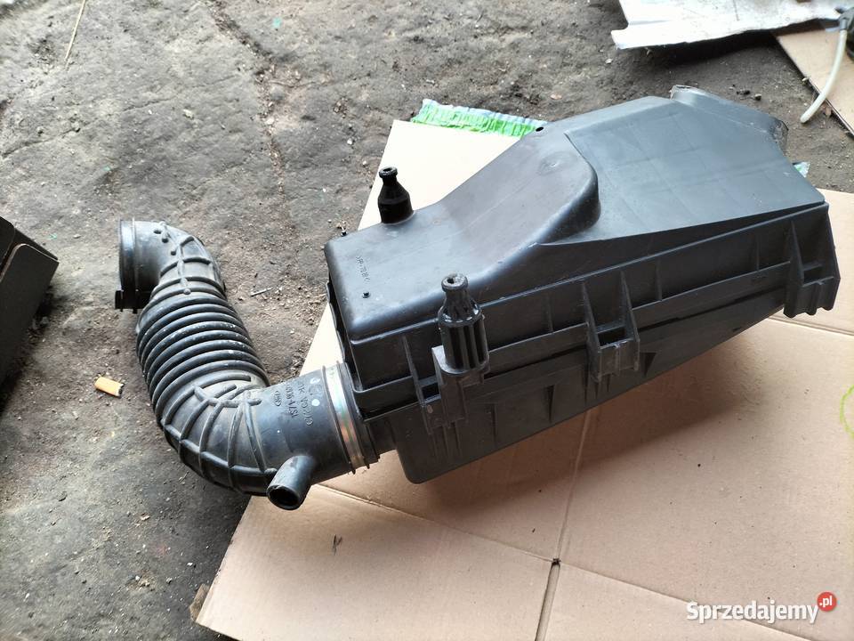 OBUDOWA FILTRA POWIETRZA FORD MONDEO MK3 18