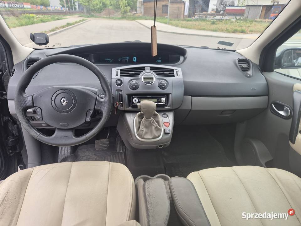 Renault Scenic 20 16V Dynamique w bogatej wersji automatyczna Piastów