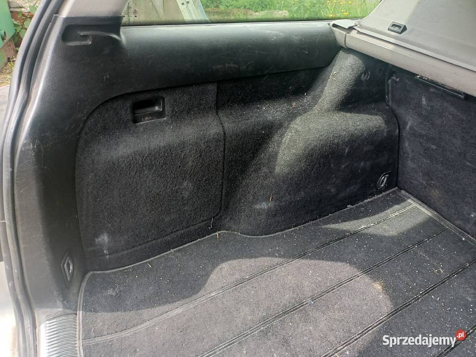 Tapicerka Boczek Bagażnika Lewa Prawa Passat B5 Myszków sprzedam