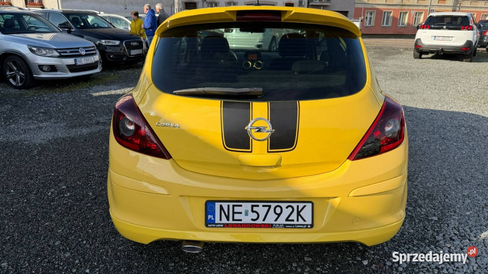 Opel Corsa Benzyna Zarejestrowany Ubezpieczony D gniazdo AUX Elbląg