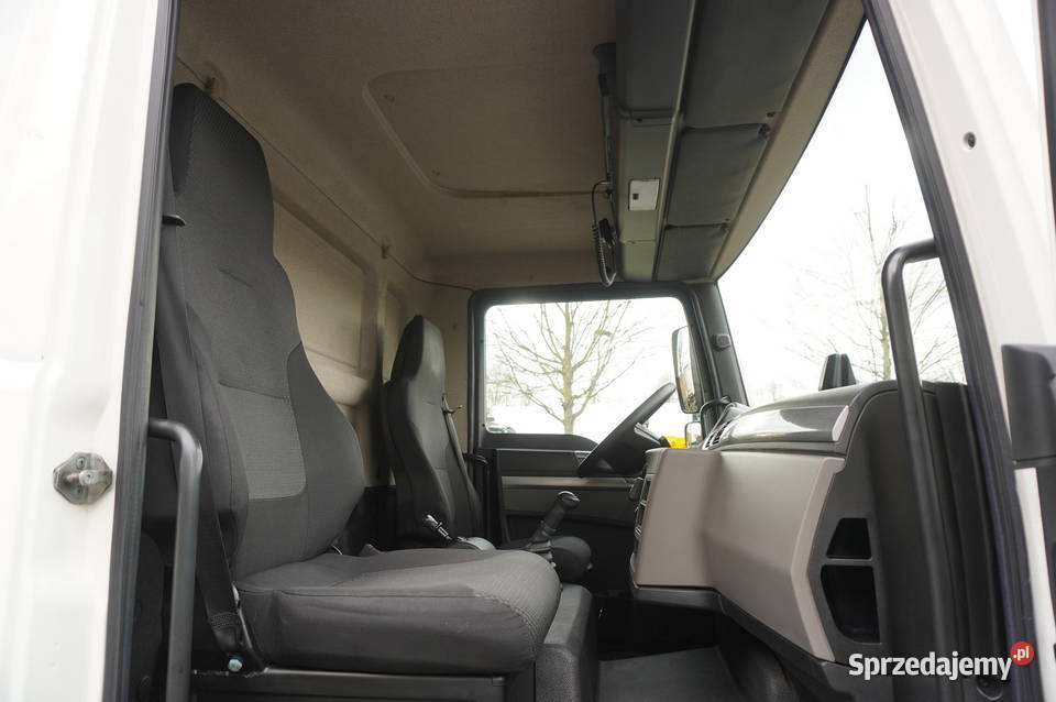 MAN TGL 12190 Zabudowa chłodnia 14 EPALCarrier Rok produkcji 2020 małopolskie