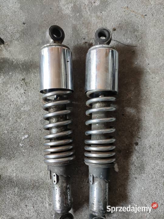 Koło Wahacz Oś Podnóżki Amortyzatory SUZUKI GN Paary