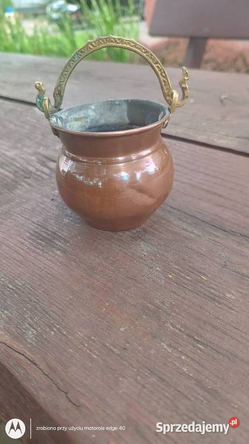 Garnek miedziany z rączką z brązu Ciechanów