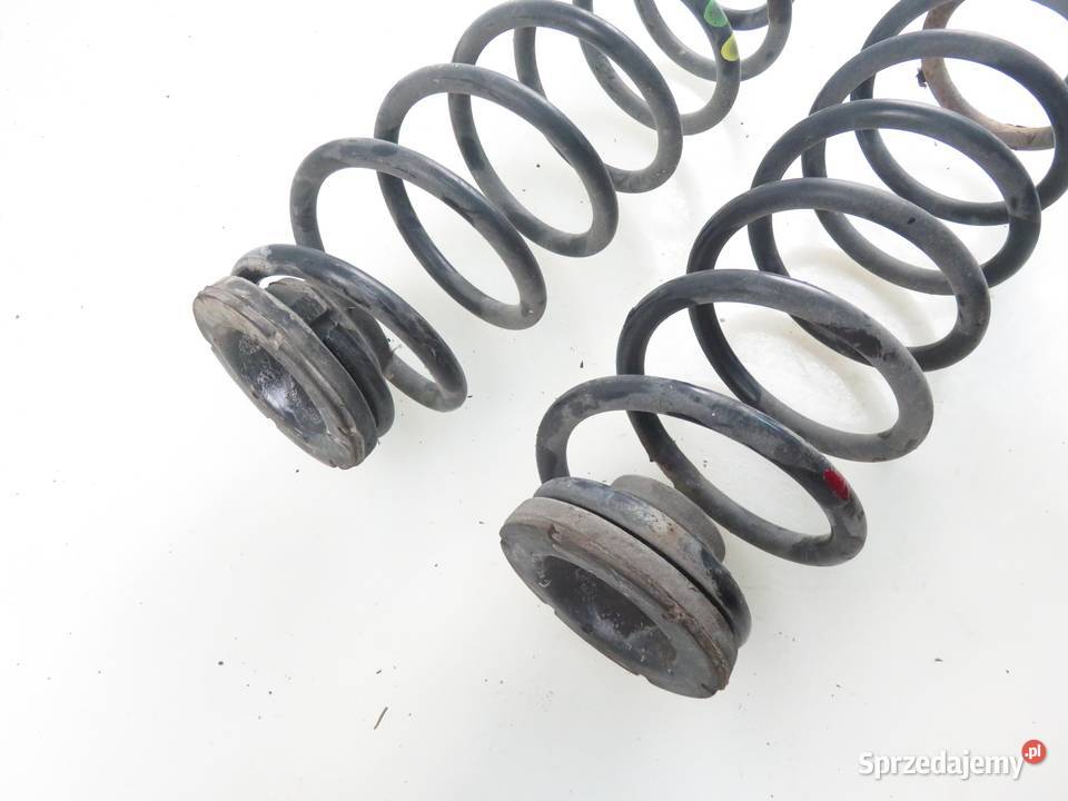 SPRĘŻYNA TYŁ VW POLO IV 9N 12 12V BME małopolskie