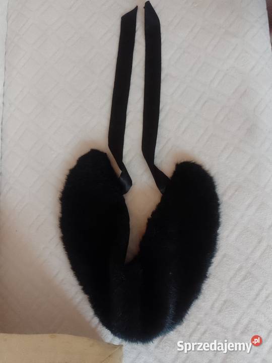 Czarny Futrzany kołnierz z Londynu Top Vintage Kraków sprzedam