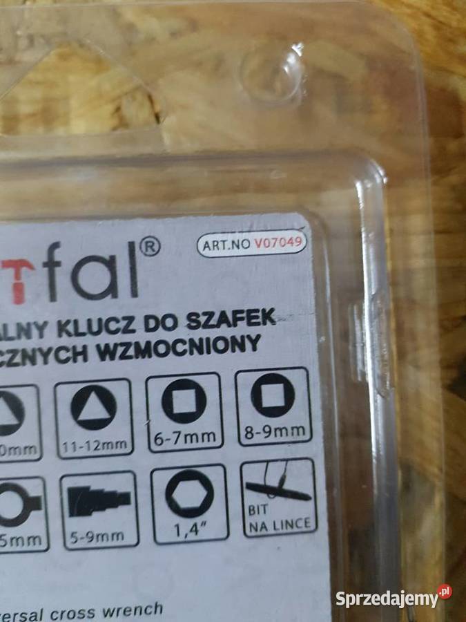 Uniwersalny Klucz Do Każdej Szafki Multitool sprzedam