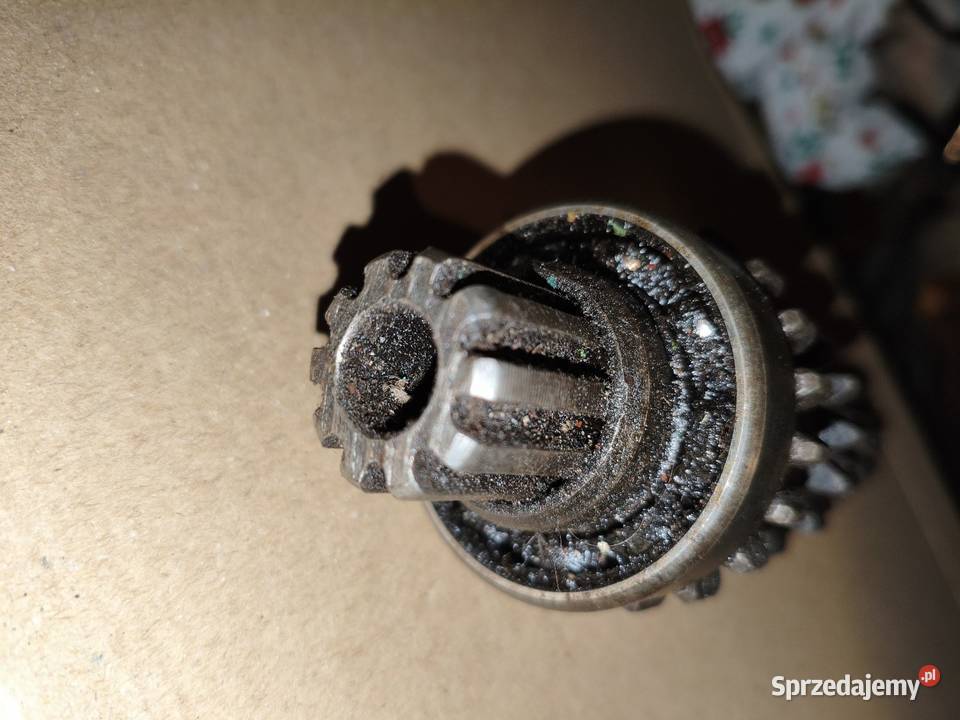 Wał skrzyni biegów że wstecznym biegiem Dniepr wielkopolskie Leszno