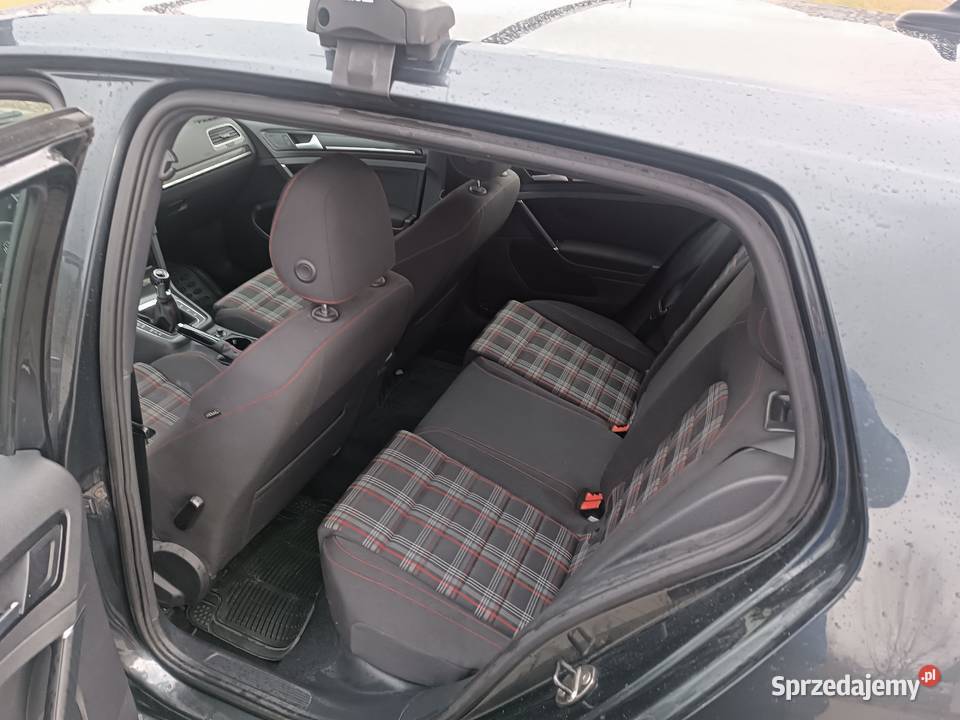 Sprzedam zainwestowanego golfa 7 gti Golf