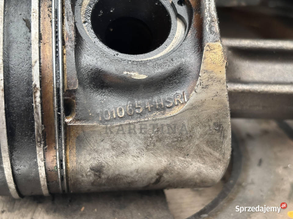 Fendt 700 800 SCR Deutz TCD 61 L6 Korobowód Tłok Pozostałe wielkopolskie