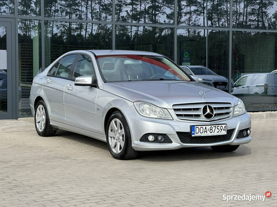 Mercedes C 180 Climatronic Tempomat Bluetooth Mercedes-Benz Kąty Opolskie sprzedam