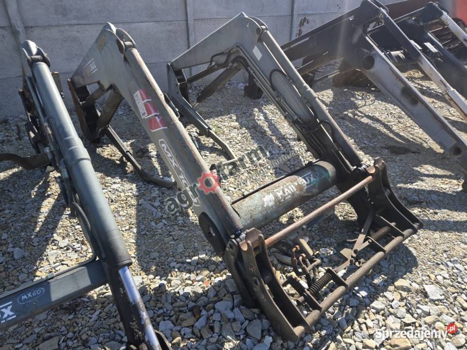 Ładowacz czołowy Mailleux MX 100 Byków