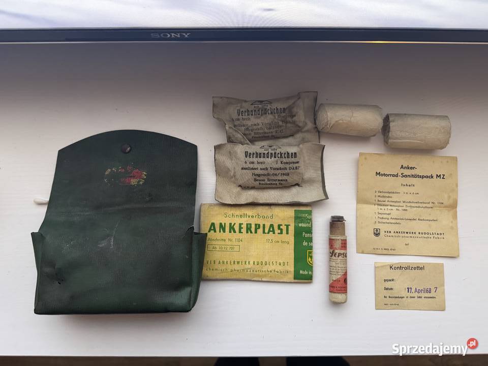 Oryginalna apteczka do motocykla MZ ES Tuchów