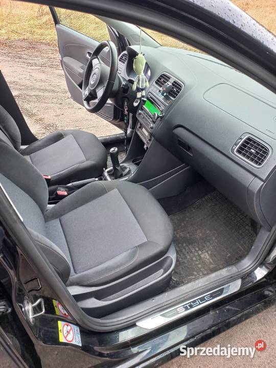 Vw polo V generacji 14 mpi 86 130 benzyna Ostrów Wielkopolski sprzedam