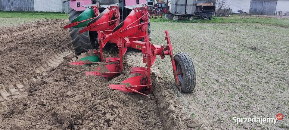 Pług KRONE MUSTANG 3 skibowy obrotowy Iłża sprzedam