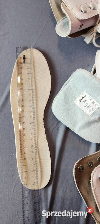 Łyżwy figurowe rozmiar 38 wkładka 25 23 Łyżwiarstwo i hokej Jasień