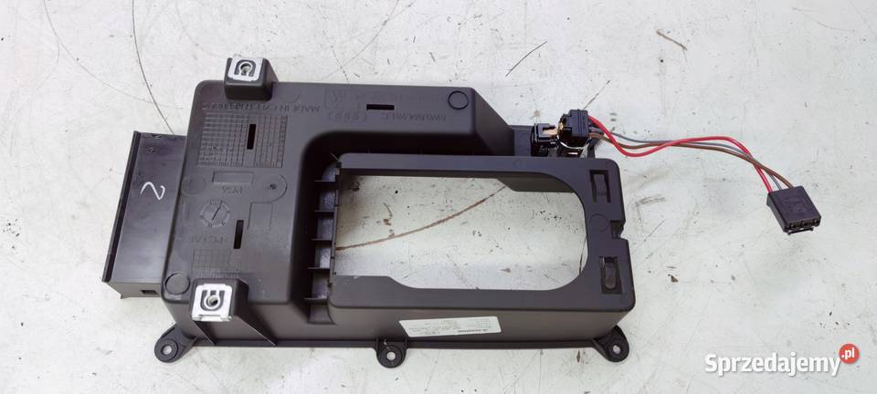 SCHOWEK PÓŁKA TUNELU AUDI A4 B9 8W0864981C Schowki, półki