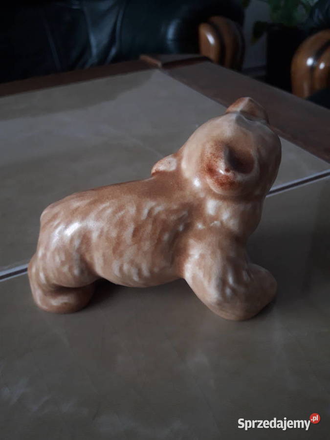 Figurka niedżwiadka ceramika SylvaC desing lata Porcelana i szkło lubelskie