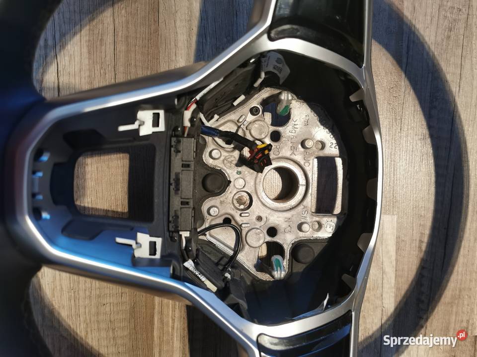 KIEROWNICA SKÓRZANA MULTIFUNKCJA VW ID BUZZCARGO sprzedam