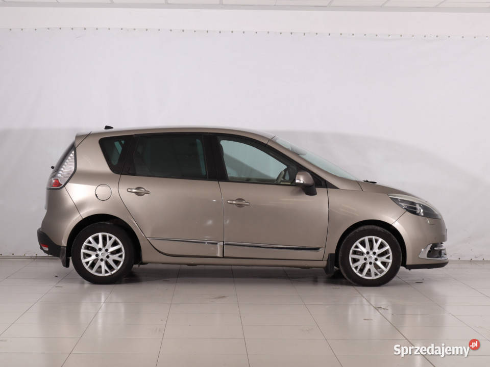 Renault Scenic 16 dCi wielofunkcyjna kierownica