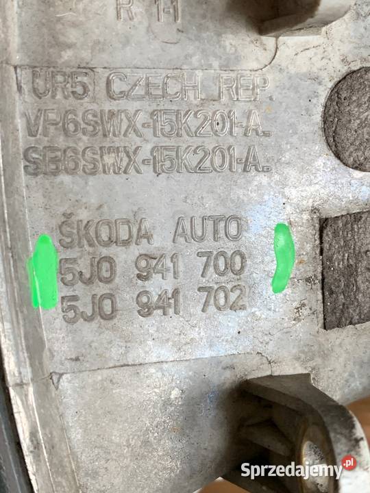 Halogen Prawy Skoda Fabia II ROOMSTER 5J0941700 Margonin