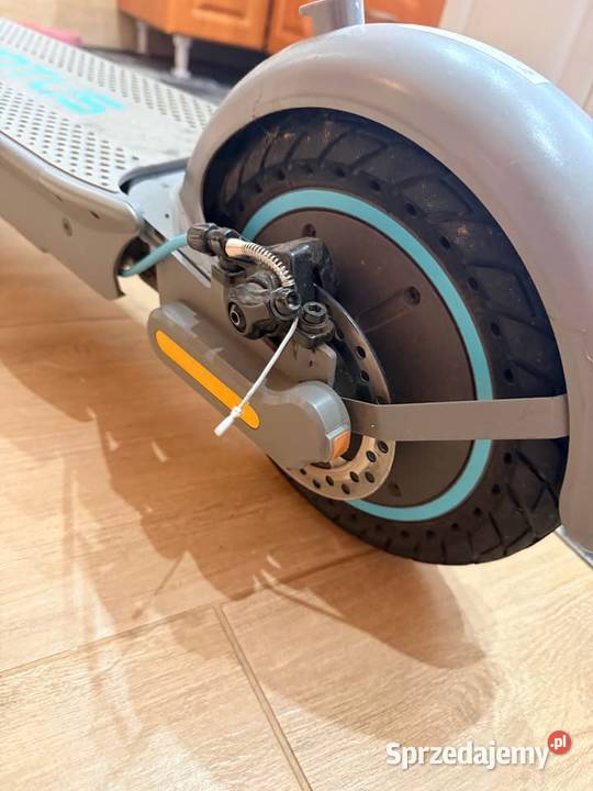 Hulajnoga elektryczna 500W MOTUS Scooty 10 PLUS Hulajnogi elektryczne Pogórze