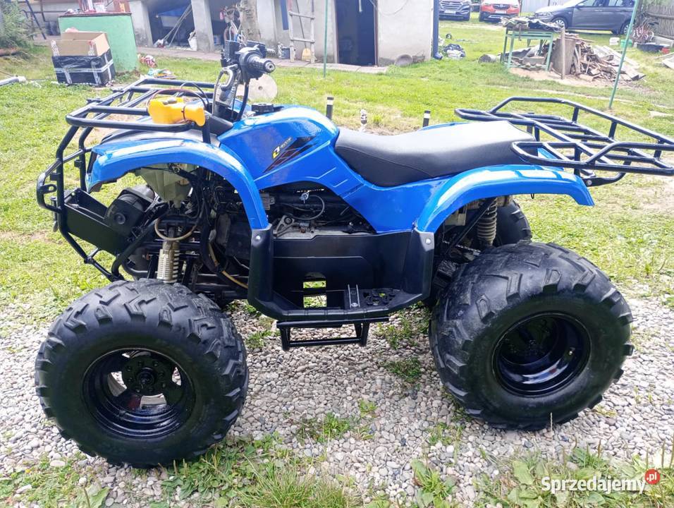 Quad 250 z wyciagarka Tuchów