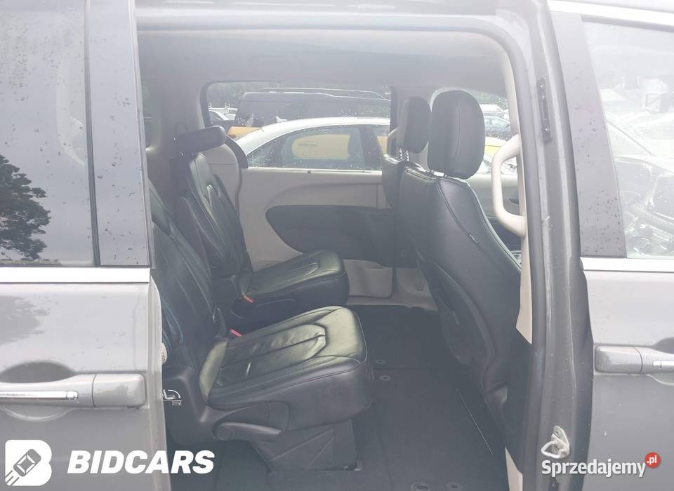 Chrysler pacifica touring L 2021r lubelskie Lublin