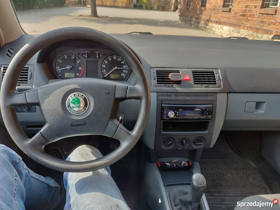 Skoda Fabia benzyna 14 16v 75 klima radio Opole sprzedam
