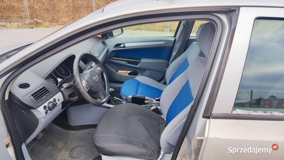 Opel Astra H 12 lat w jednych rękach koła zimowe Motoryzacja Długołęka