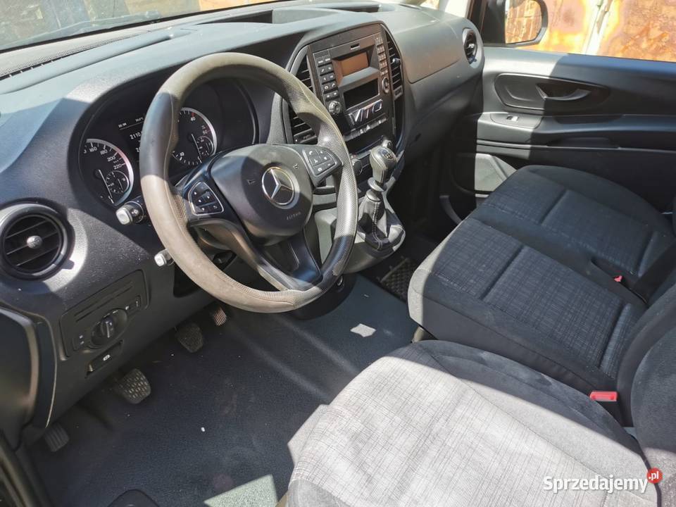 Mercedes Vito 114 CDI czarny Złocieniec