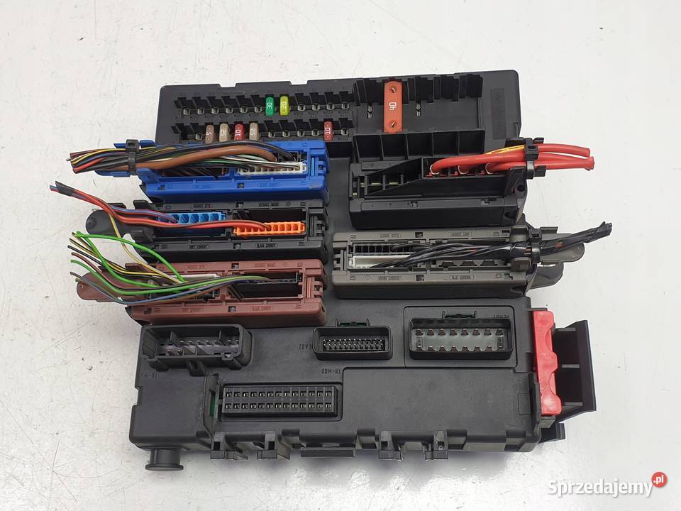 Opel Vectra C SKRZYNKA BEZPIECZNIKÓW 13205780 Części samochodowe Rudka