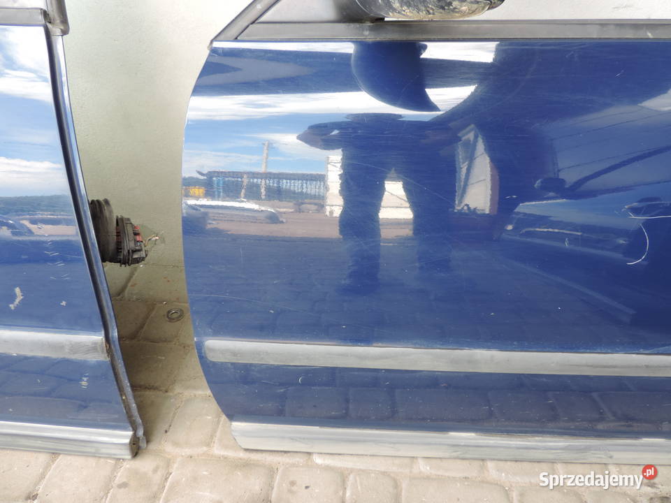 VW PASSAT B5 SEDAN DRZWI LEWY PRZÓD osobowe Części samochodowe Nowy Sącz