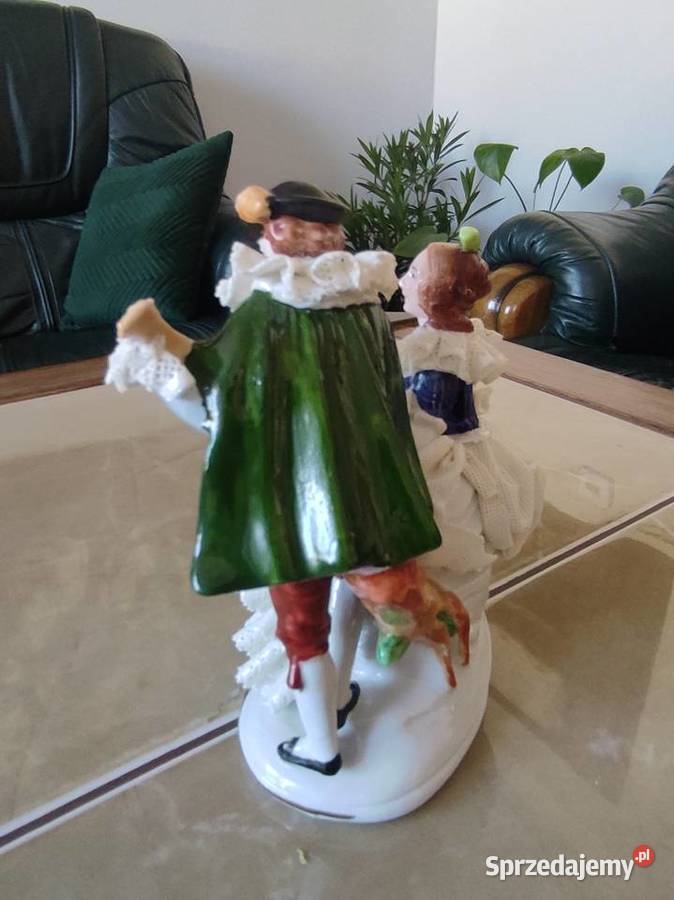 Porcelanowa antyczna figurka koronki Janów Lubelski