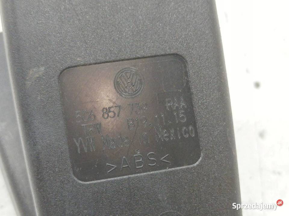 ZAPINKA PASA BEZPIECZEŃSTWA TYŁ KANAPY 5C