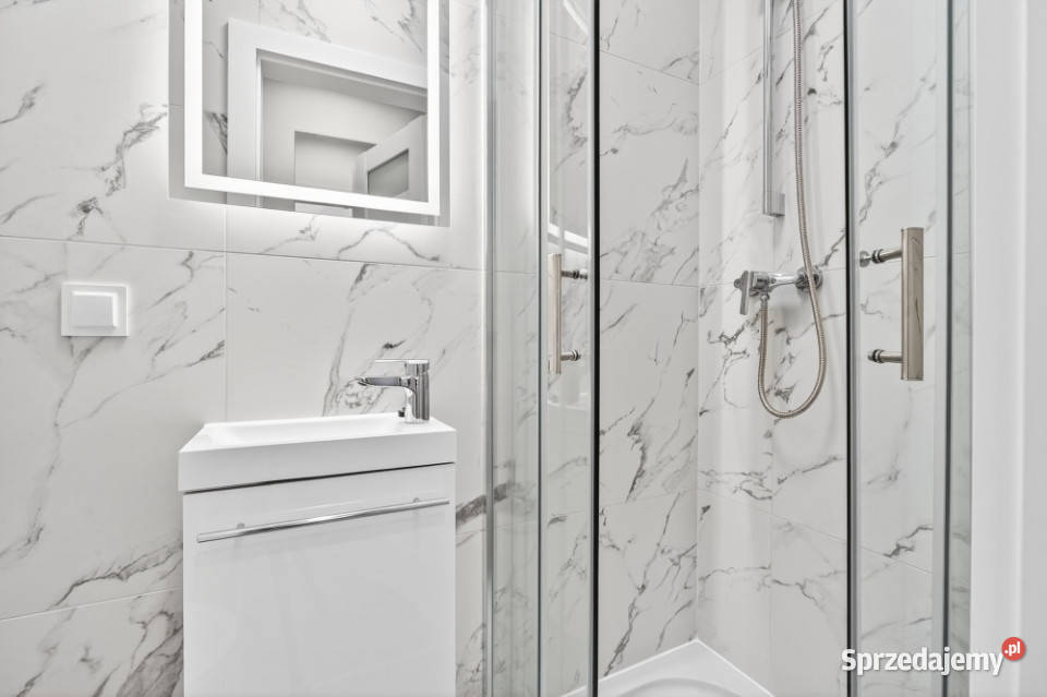 Nowoczesny pokój z prywatną łazienką Internet w Piętro 3 Szczecin