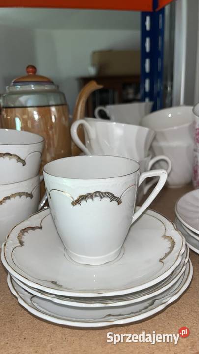 Filiżanka secesja z 1880 1918 Biała ze złotem Porcelana i szkło Gdańsk sprzedam