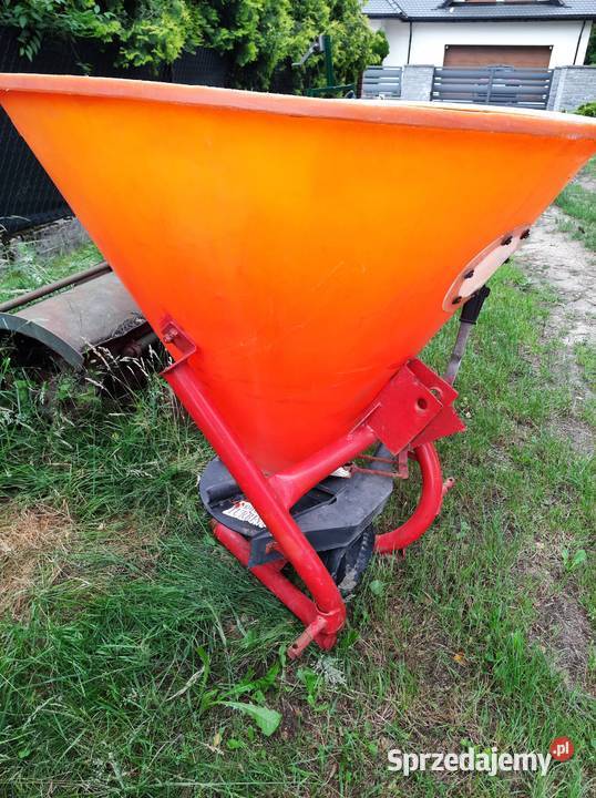 Rozsiewacz nawozów lejek 400 litrów nieuszkodzony sprzedam