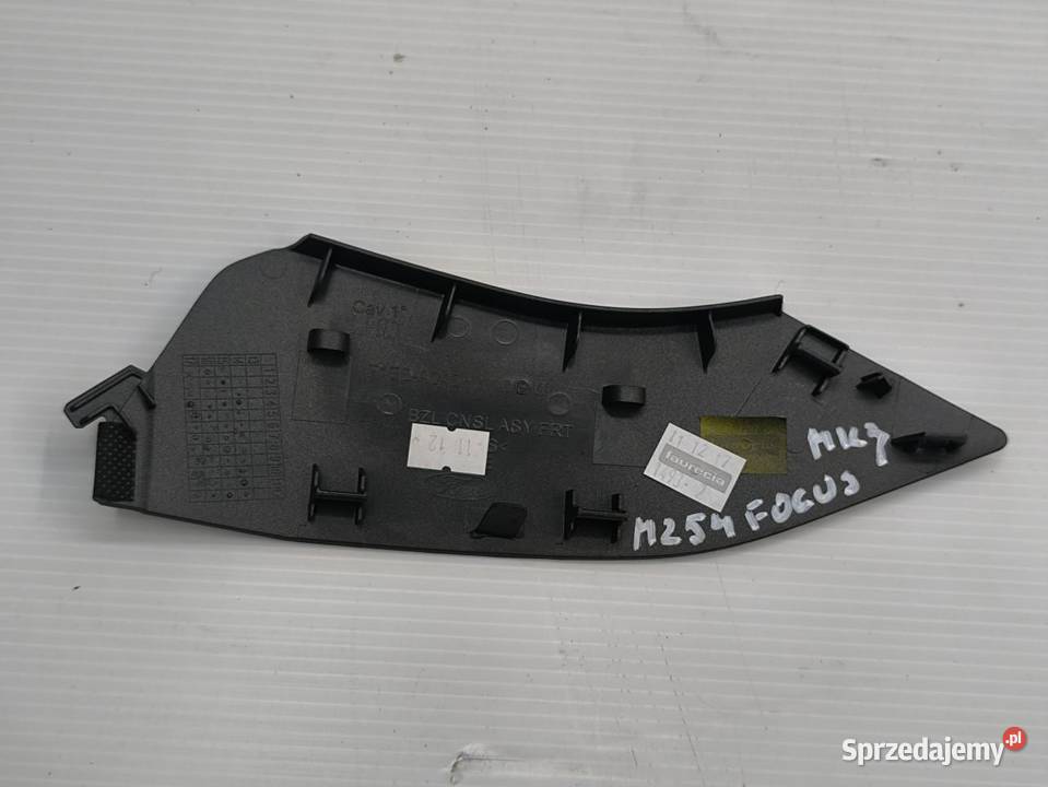ZAŚLEPKA TUNELU FORD FOCUS MK3 LIFT Osłony i zaślepki wielkopolskie