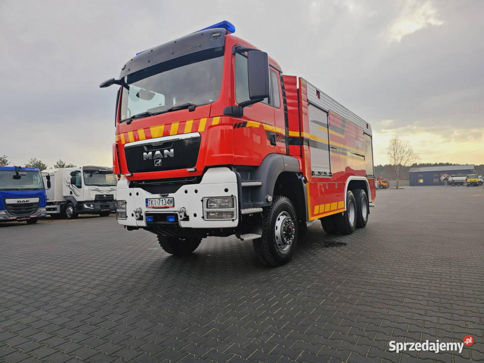 MAN TGS 26440 6x6 9500 l woda 950 piana świętokrzyskie